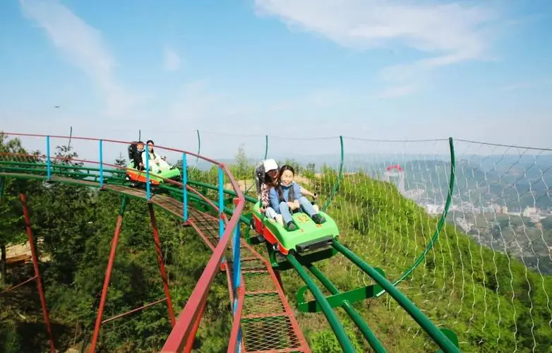 景区安装管轨滑道时都需要具备哪些条件？